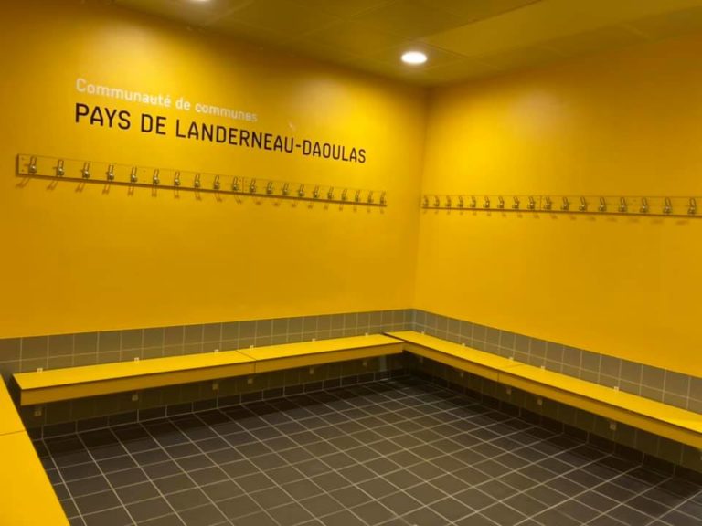 Aménagement vestiaire Landerneau Bretagne Basket 1