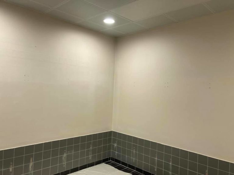 Aménagement vestiaire Landerneau Bretagne Basket 3