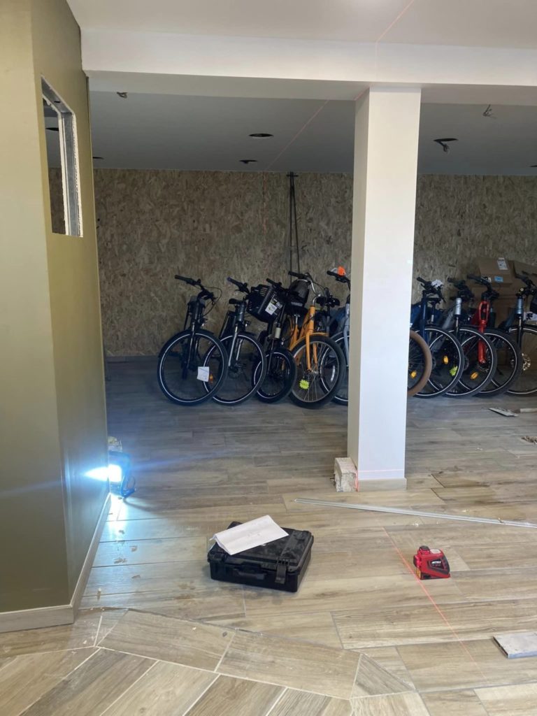 Menuiserie Le Roux Cycles Le Gall 1